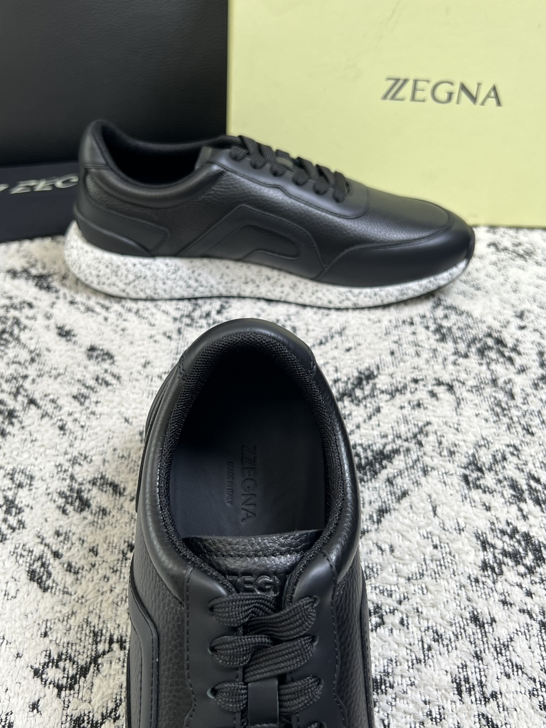 ⚠️只换码不退⚠️   Zegna  高品质  顶级工艺品  杰尼亚  专柜新款原厂配置，意大利进口牛皮面料，进口牛里垫