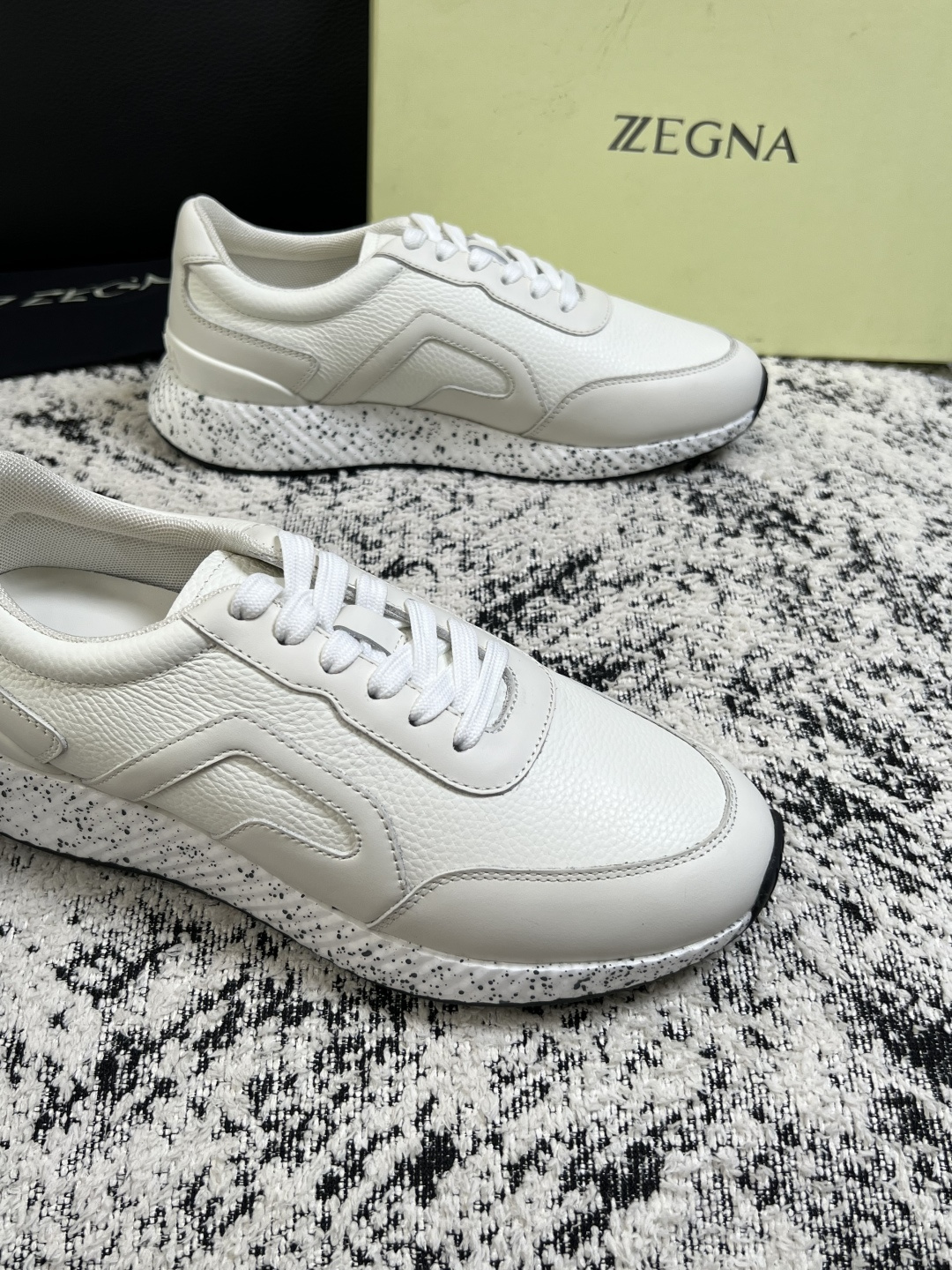 ⚠️只换码不退⚠️   Zegna  高品质  顶级工艺品  杰尼亚  专柜新款原厂配置，意大利进口牛皮面料，进口牛里垫