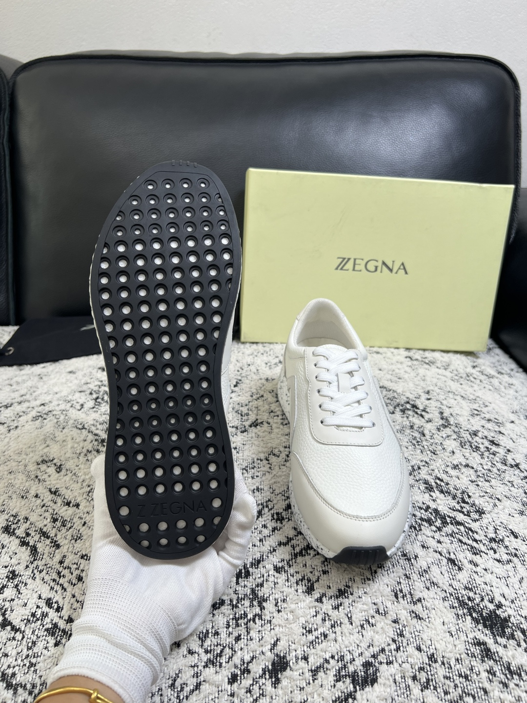 ⚠️只换码不退⚠️   Zegna  高品质  顶级工艺品  杰尼亚  专柜新款原厂配置，意大利进口牛皮面料，进口牛里垫