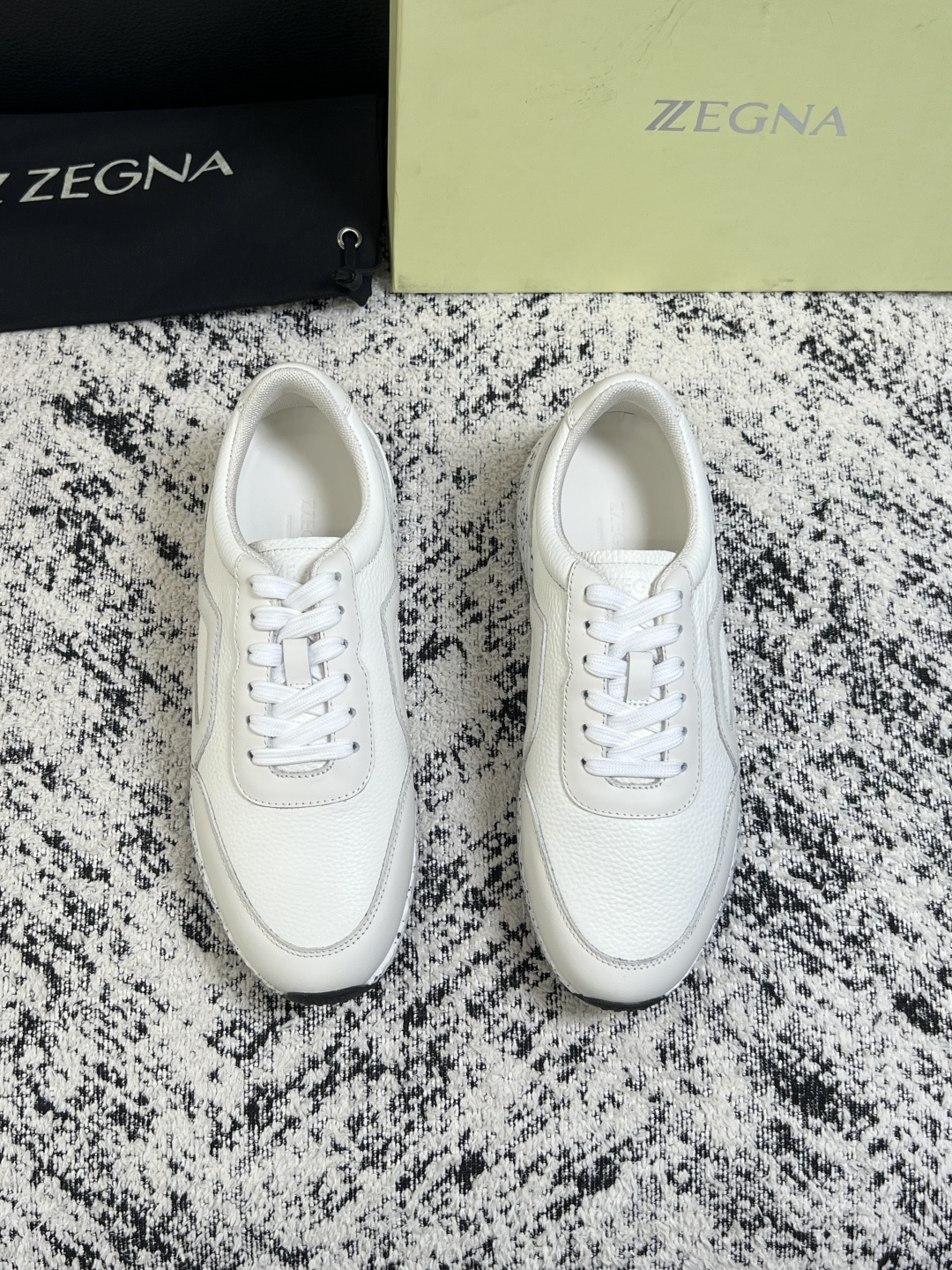 ⚠️只换码不退⚠️   Zegna  高品质  顶级工艺品  杰尼亚  专柜新款原厂配置，意大利进口牛皮面料，进口牛里垫