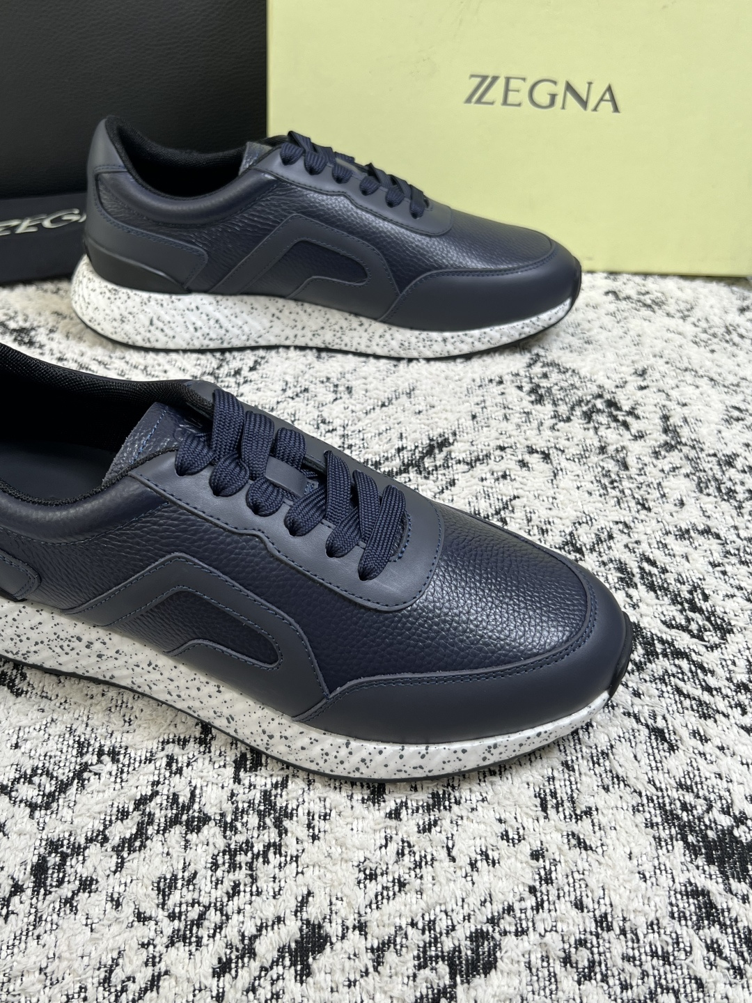 ⚠️只换码不退⚠️   Zegna  高品质  顶级工艺品  杰尼亚  专柜新款原厂配置，意大利进口牛皮面料，进口牛里垫