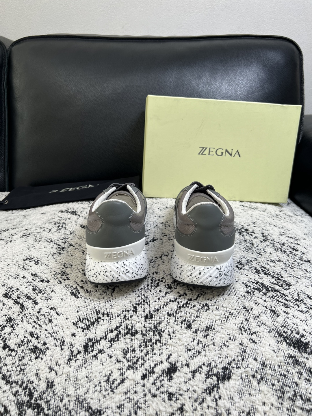 ⚠️只换码不退⚠️   Zegna  高品质  顶级工艺品  杰尼亚  专柜新款原厂配置，意大利进口牛皮面料，进口牛里垫