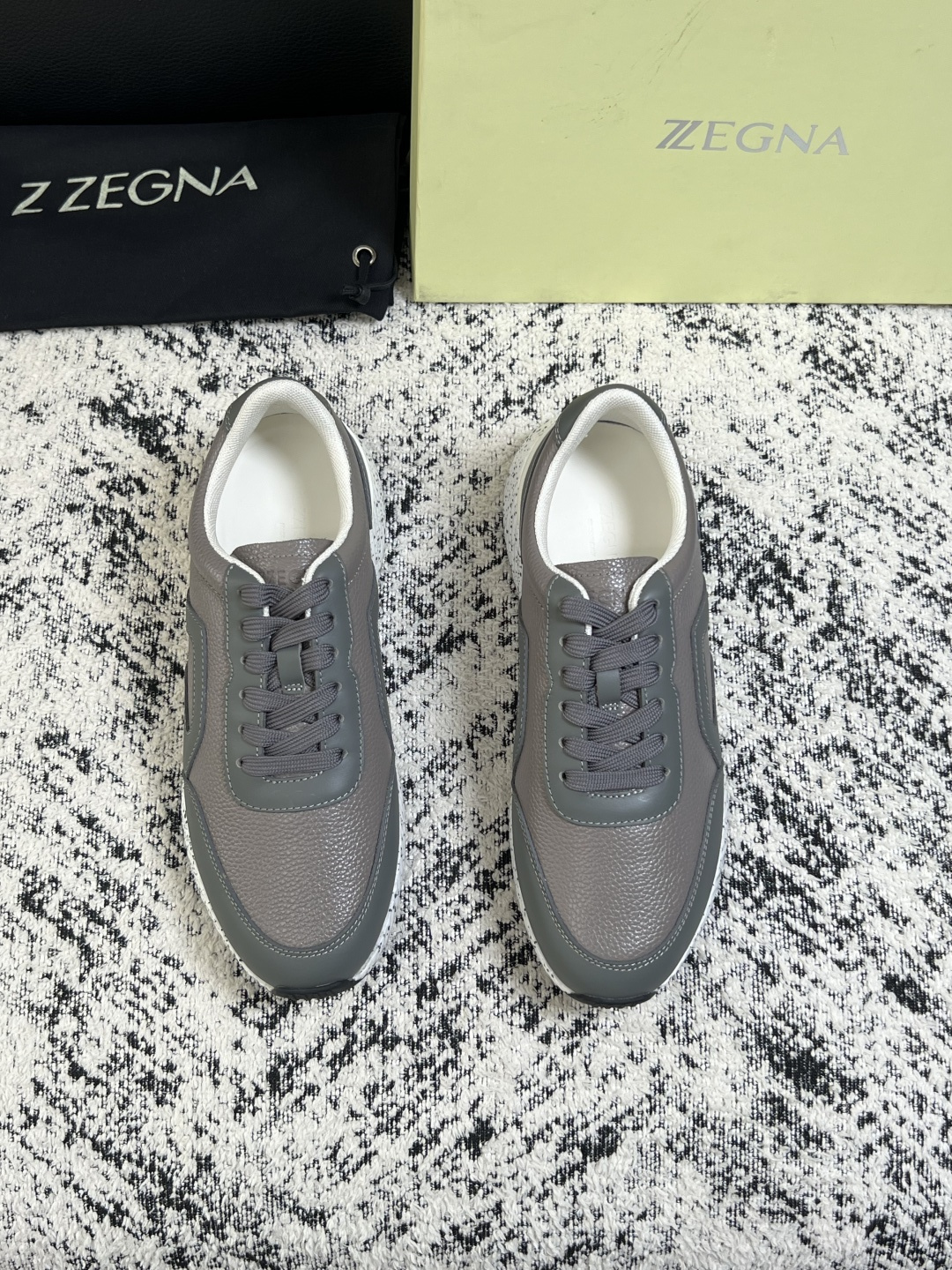 ⚠️只换码不退⚠️   Zegna  高品质  顶级工艺品  杰尼亚  专柜新款原厂配置，意大利进口牛皮面料，进口牛里垫