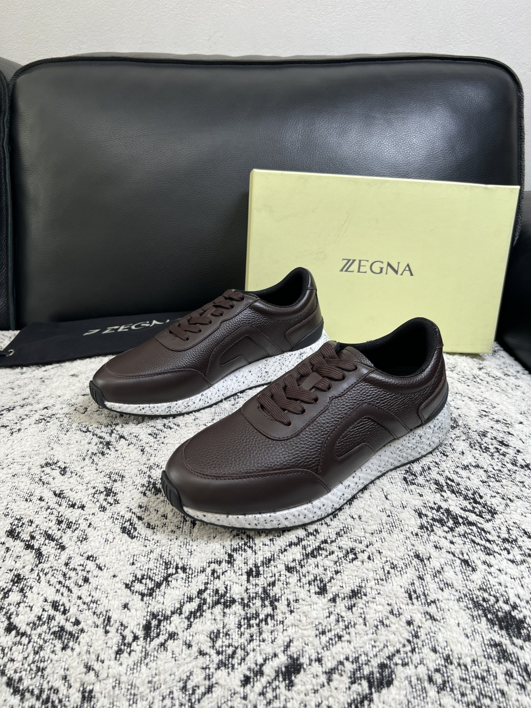 ⚠️只换码不退⚠️   Zegna  高品质  顶级工艺品  杰尼亚  专柜新款原厂配置，意大利进口牛皮面料，进口牛里垫