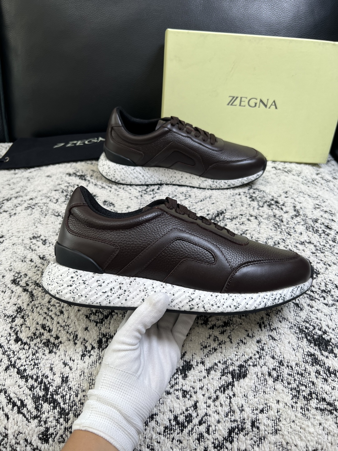 ⚠️只换码不退⚠️   Zegna  高品质  顶级工艺品  杰尼亚  专柜新款原厂配置，意大利进口牛皮面料，进口牛里垫