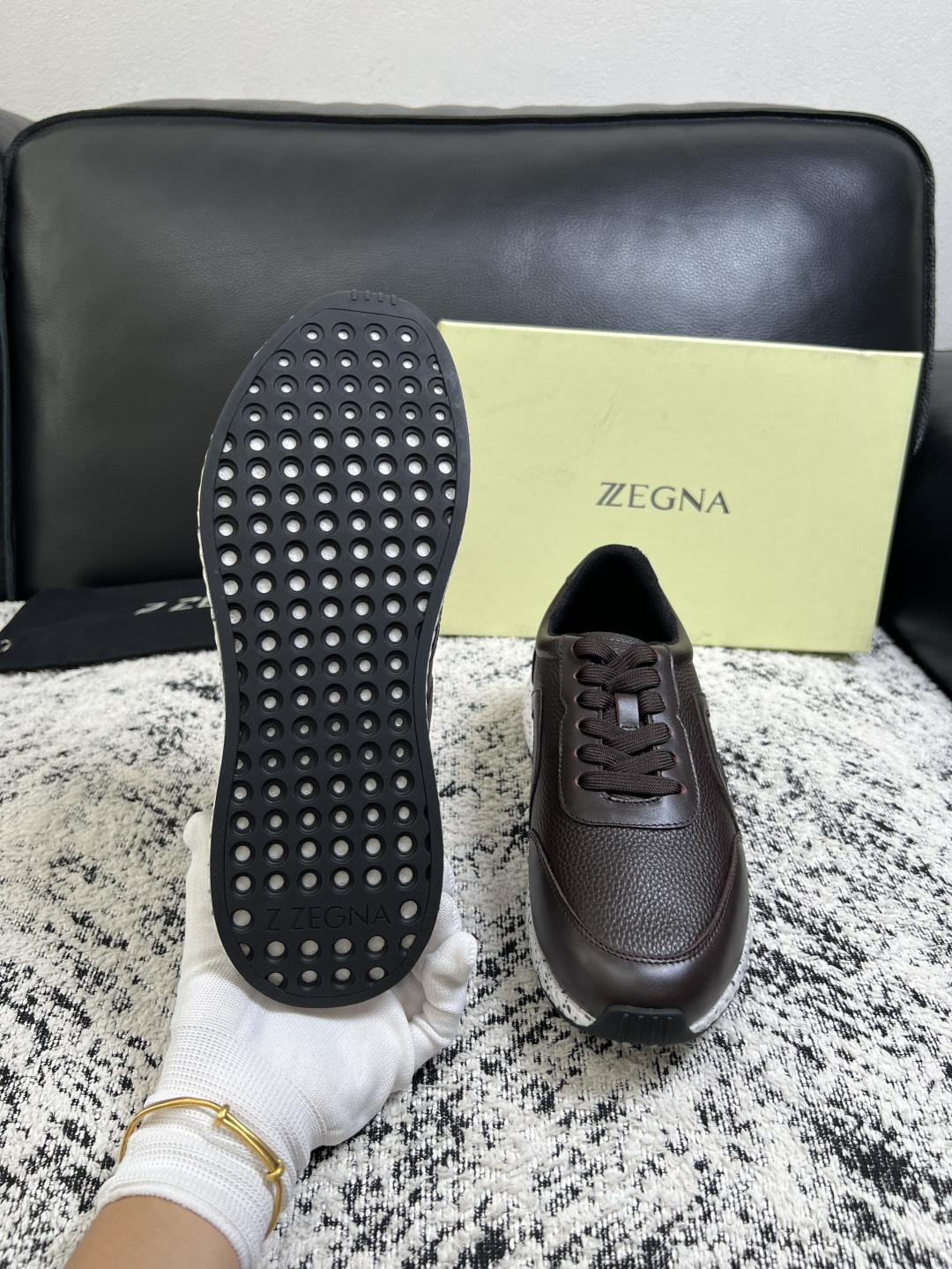 ⚠️只换码不退⚠️   Zegna  高品质  顶级工艺品  杰尼亚  专柜新款原厂配置，意大利进口牛皮面料，进口牛里垫