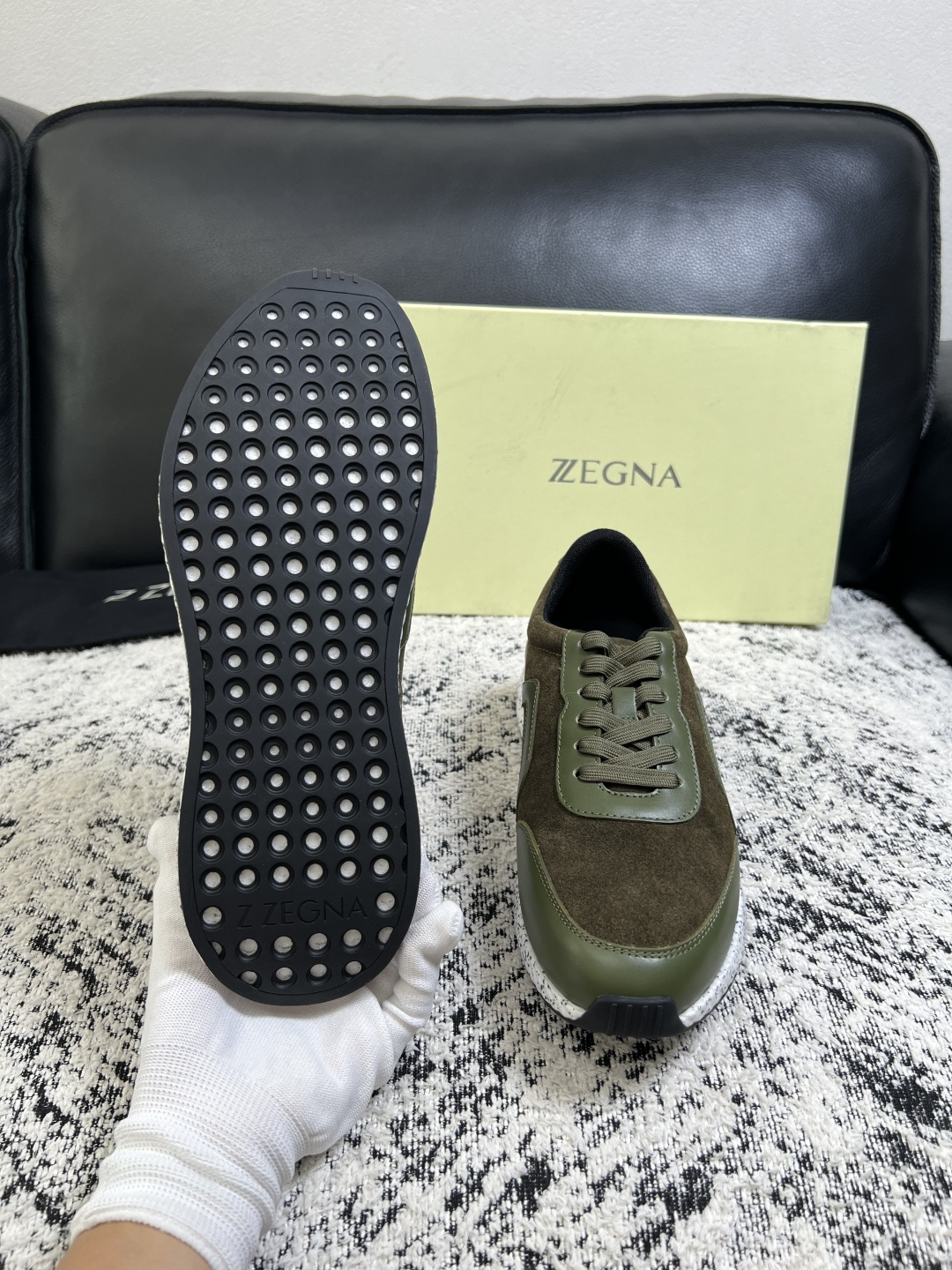 ⚠️只换码不退⚠️   Zegna  高品质  顶级工艺品  杰尼亚  专柜新款原厂配置，意大利进口牛皮面料，进口牛里垫