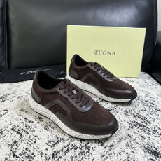 ⚠️只换码不退⚠️ Zegna 高品质 顶级工艺品 杰尼亚 专柜新款原厂配置,意大利进口牛皮面料,进口牛里垫 ⚠️只换码不退⚠️ Zegna 高品质 顶级工艺品 杰尼亚 专柜新款原厂配置,意大利进口牛皮面料,进口牛里垫