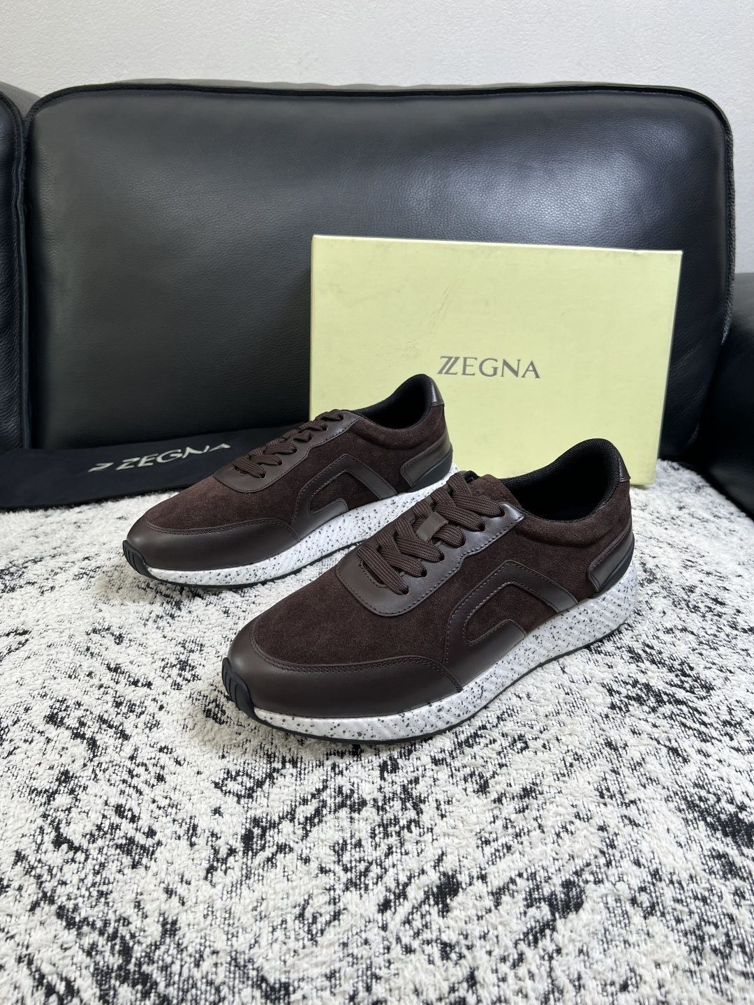 ⚠️只换码不退⚠️   Zegna  高品质  顶级工艺品  杰尼亚  专柜新款原厂配置，意大利进口牛皮面料，进口牛里垫