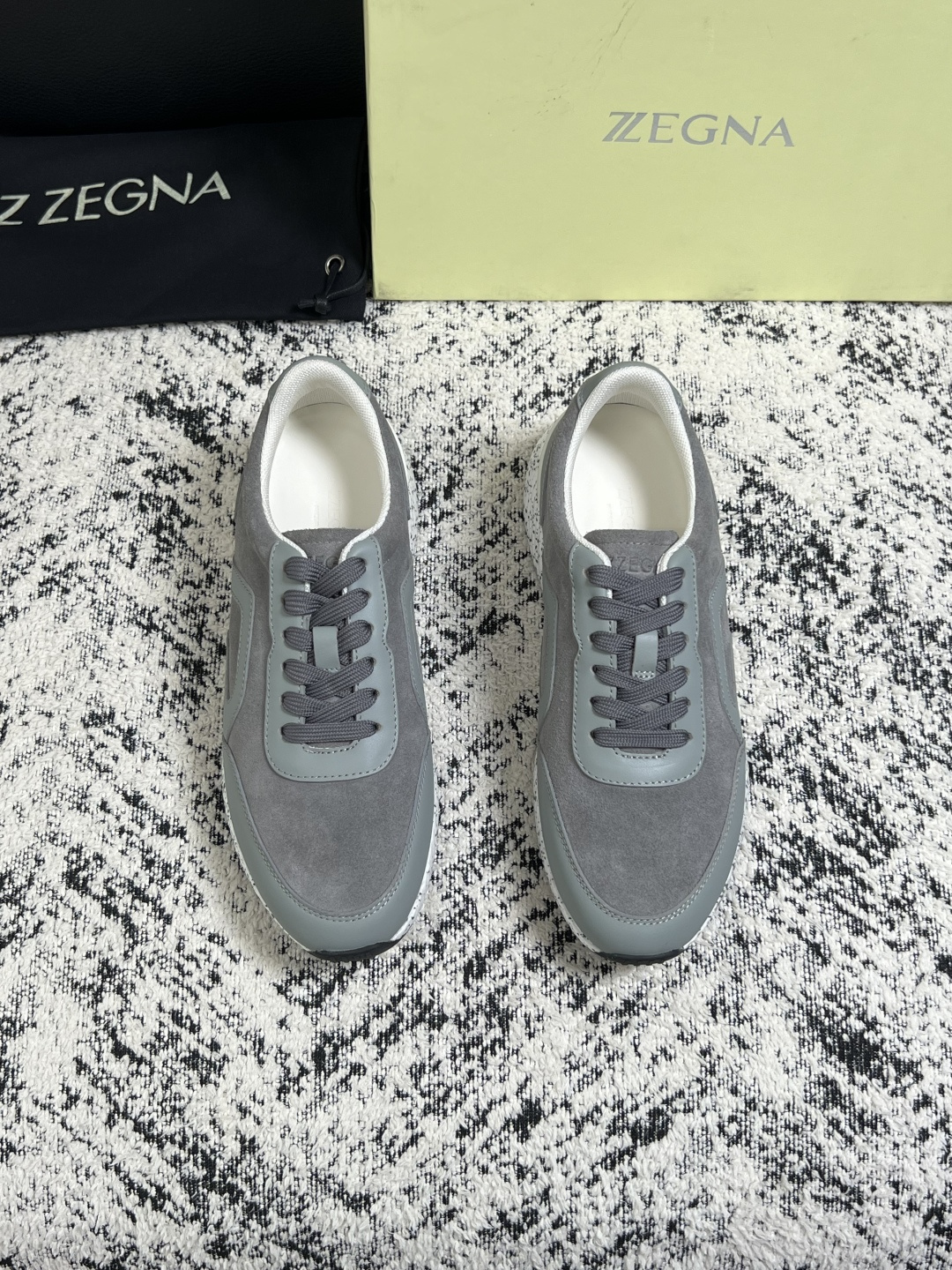 ⚠️只换码不退⚠️   Zegna  高品质  顶级工艺品  杰尼亚  专柜新款原厂配置，意大利进口牛皮面料，进口牛里垫