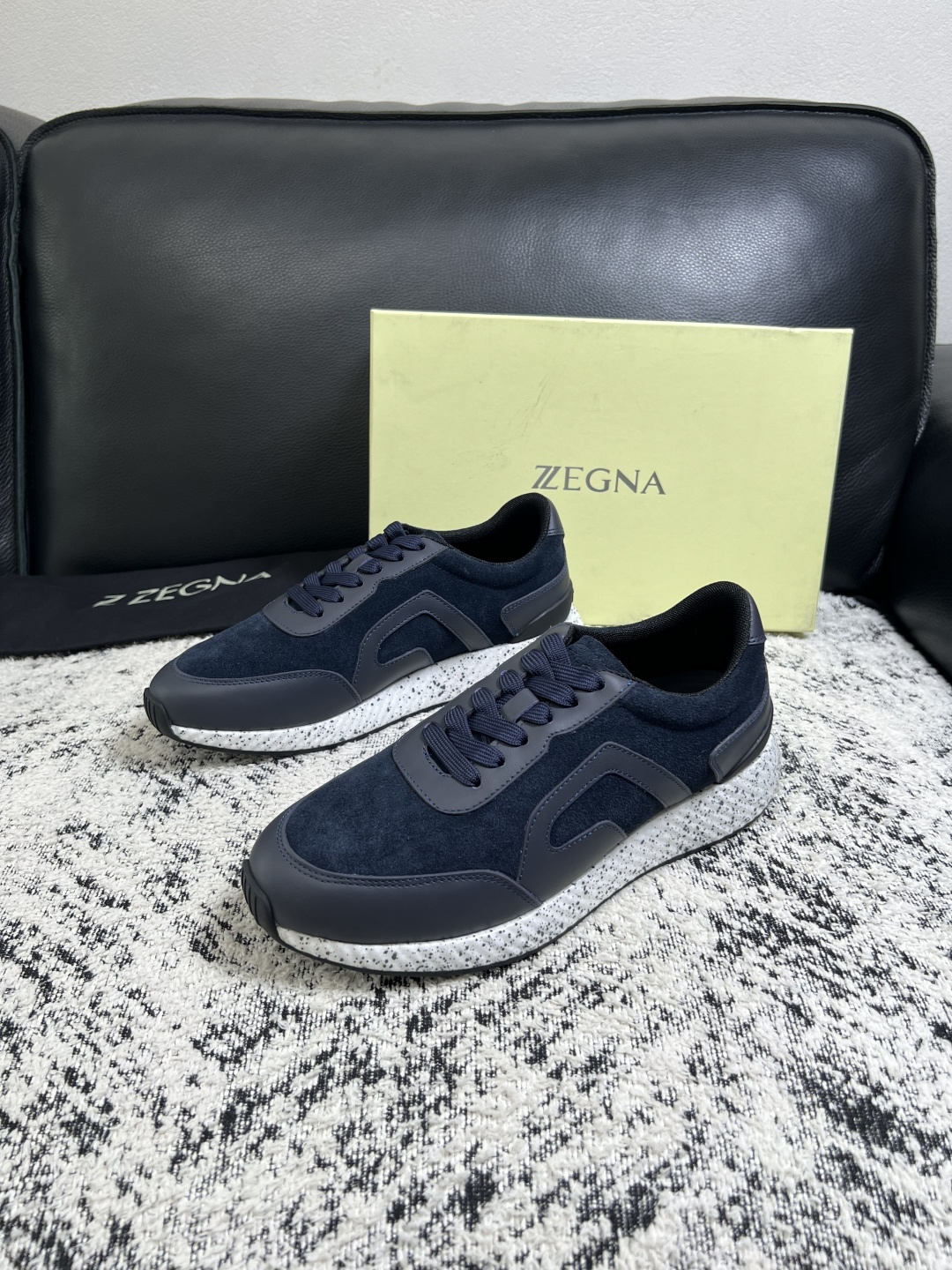 ⚠️只换码不退⚠️   Zegna  高品质  顶级工艺品  杰尼亚  专柜新款原厂配置，意大利进口牛皮面料，进口牛里垫