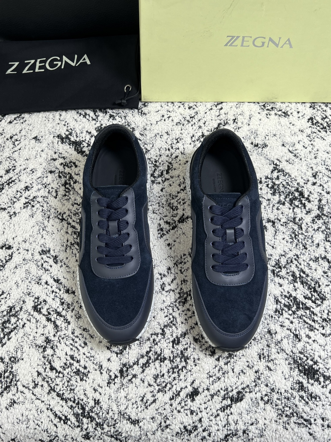 ⚠️只换码不退⚠️   Zegna  高品质  顶级工艺品  杰尼亚  专柜新款原厂配置，意大利进口牛皮面料，进口牛里垫