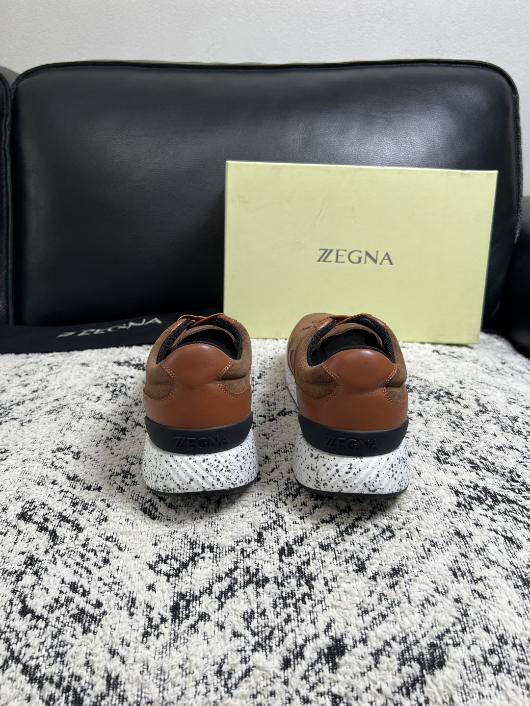 ⚠️只换码不退⚠️   Zegna  高品质  顶级工艺品  杰尼亚  专柜新款原厂配置，意大利进口牛皮面料，进口牛里垫