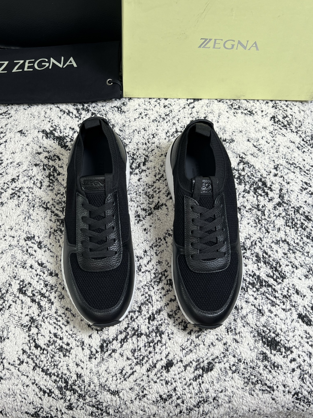 ⚠️只换码不退⚠️   Zegna  高品质  顶级工艺品  杰尼亚  专柜新款原厂配置，意大利进口牛皮面料，进口牛里垫