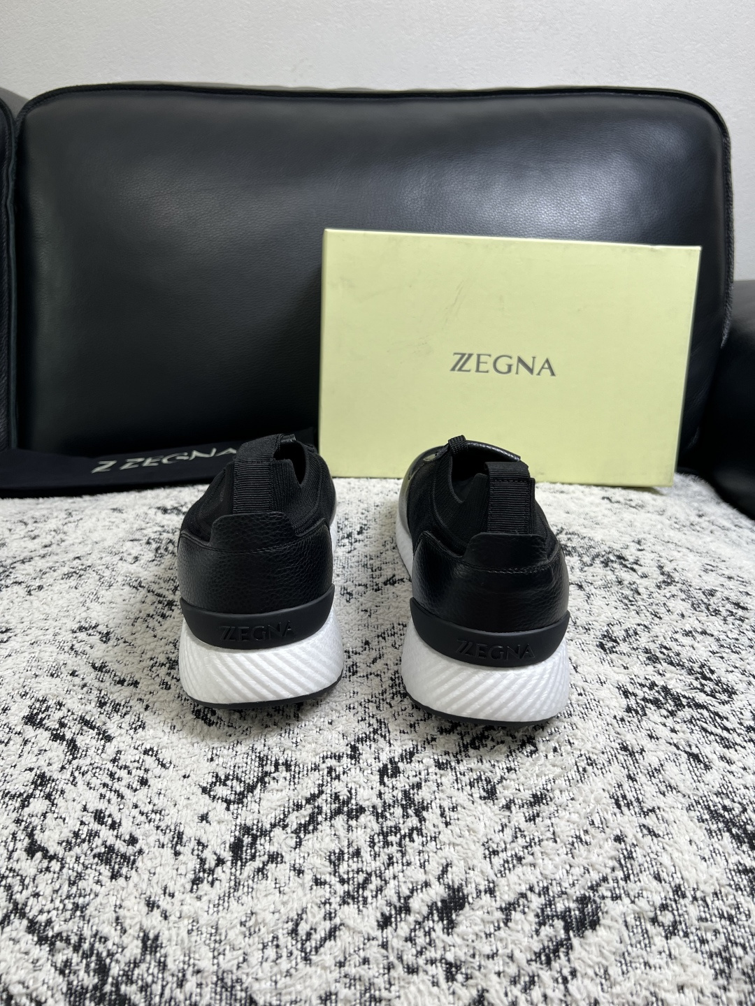 ⚠️只换码不退⚠️   Zegna  高品质  顶级工艺品  杰尼亚  专柜新款原厂配置，意大利进口牛皮面料，进口牛里垫