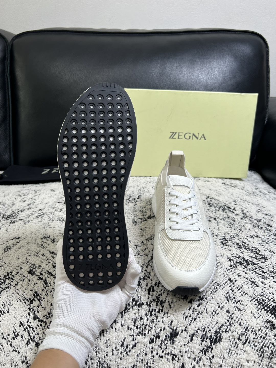 ⚠️只换码不退⚠️   Zegna  高品质  顶级工艺品  杰尼亚  专柜新款原厂配置，意大利进口牛皮面料，进口牛里垫