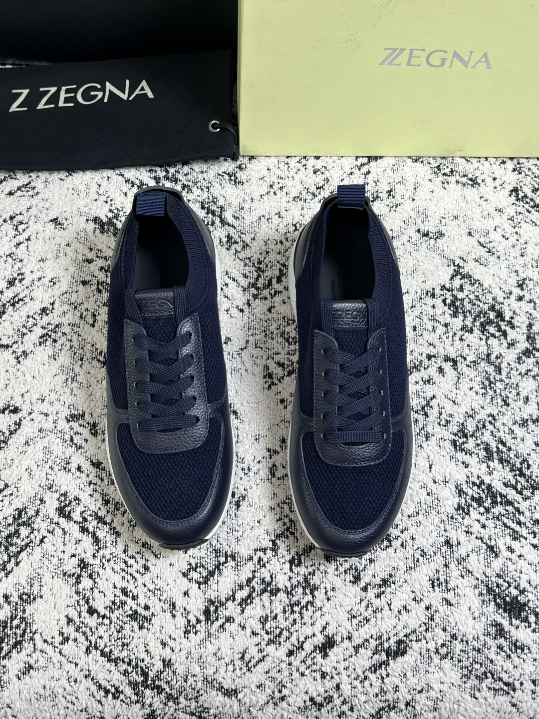 ⚠️只换码不退⚠️   Zegna  高品质  顶级工艺品  杰尼亚  专柜新款原厂配置，意大利进口牛皮面料，进口牛里垫