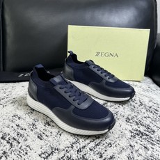 ⚠️只换码不退⚠️ Zegna 高品质 顶级工艺品 杰尼亚 专柜新款原厂配置,意大利进口牛皮面料,进口牛里垫 ⚠️只换码不退⚠️ Zegna 高品质 顶级工艺品 杰尼亚 专柜新款原厂配置,意大利进口牛皮面料,进口牛里垫