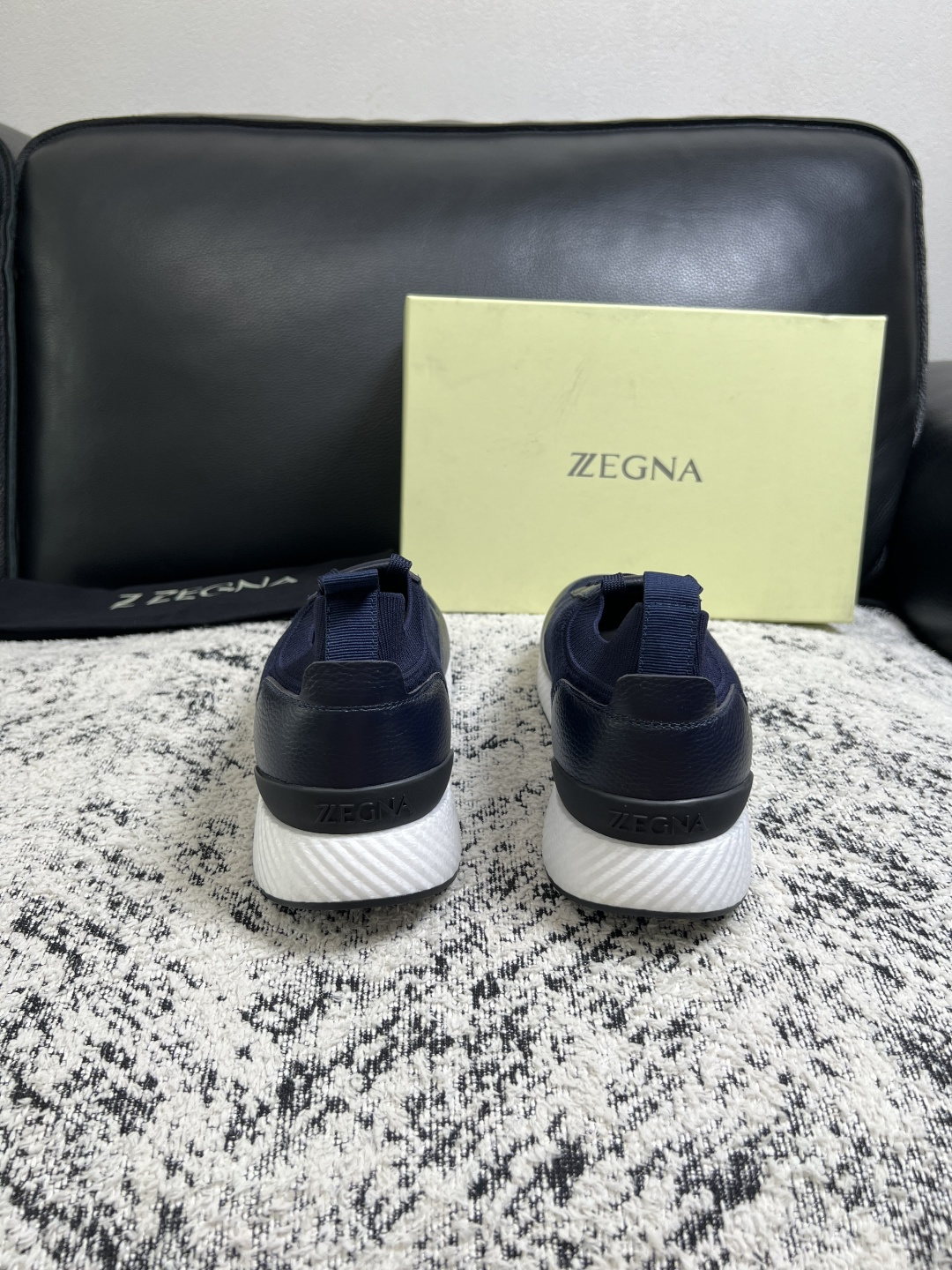 ⚠️只换码不退⚠️   Zegna  高品质  顶级工艺品  杰尼亚  专柜新款原厂配置，意大利进口牛皮面料，进口牛里垫