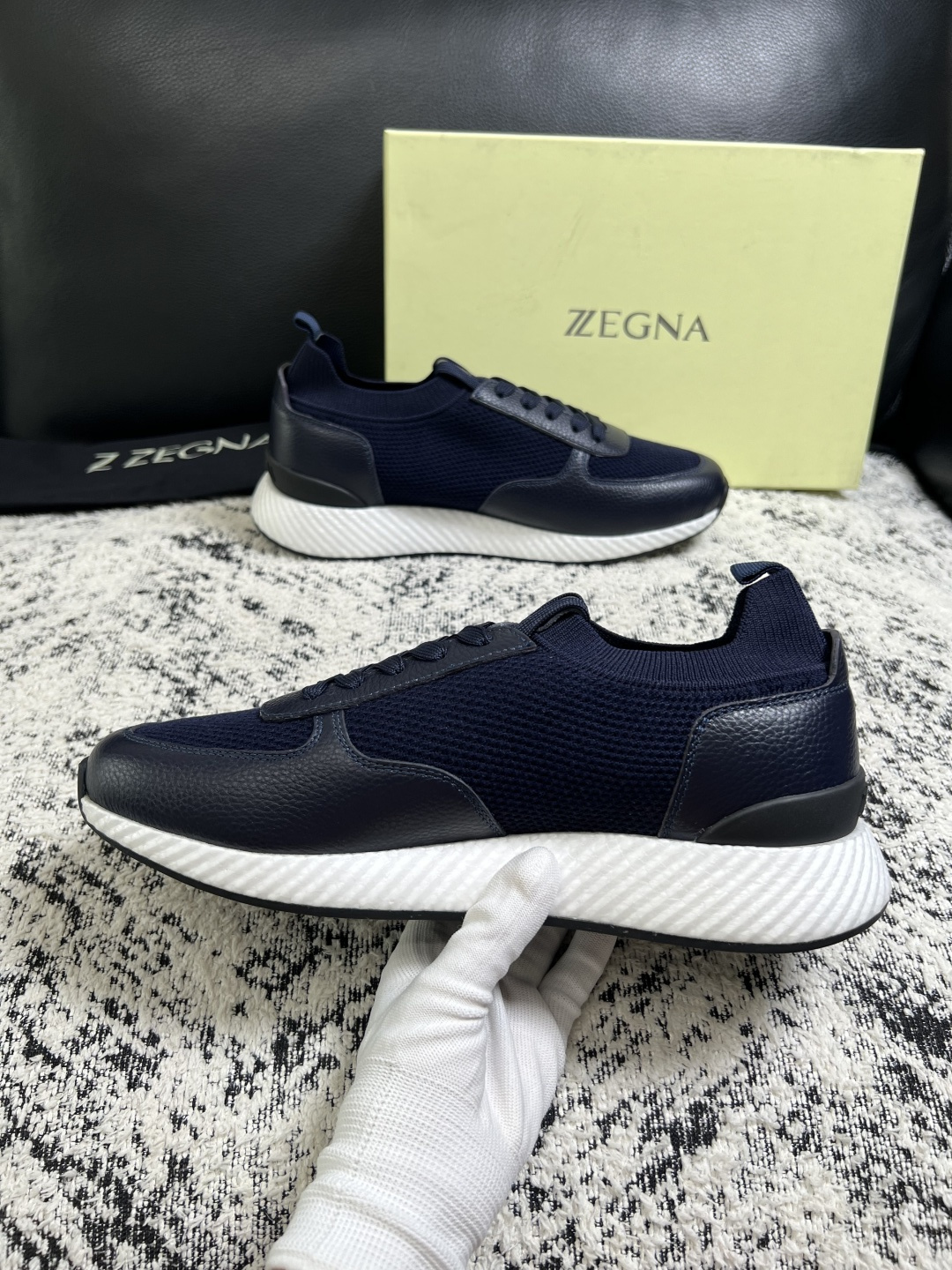 ⚠️只换码不退⚠️   Zegna  高品质  顶级工艺品  杰尼亚  专柜新款原厂配置，意大利进口牛皮面料，进口牛里垫