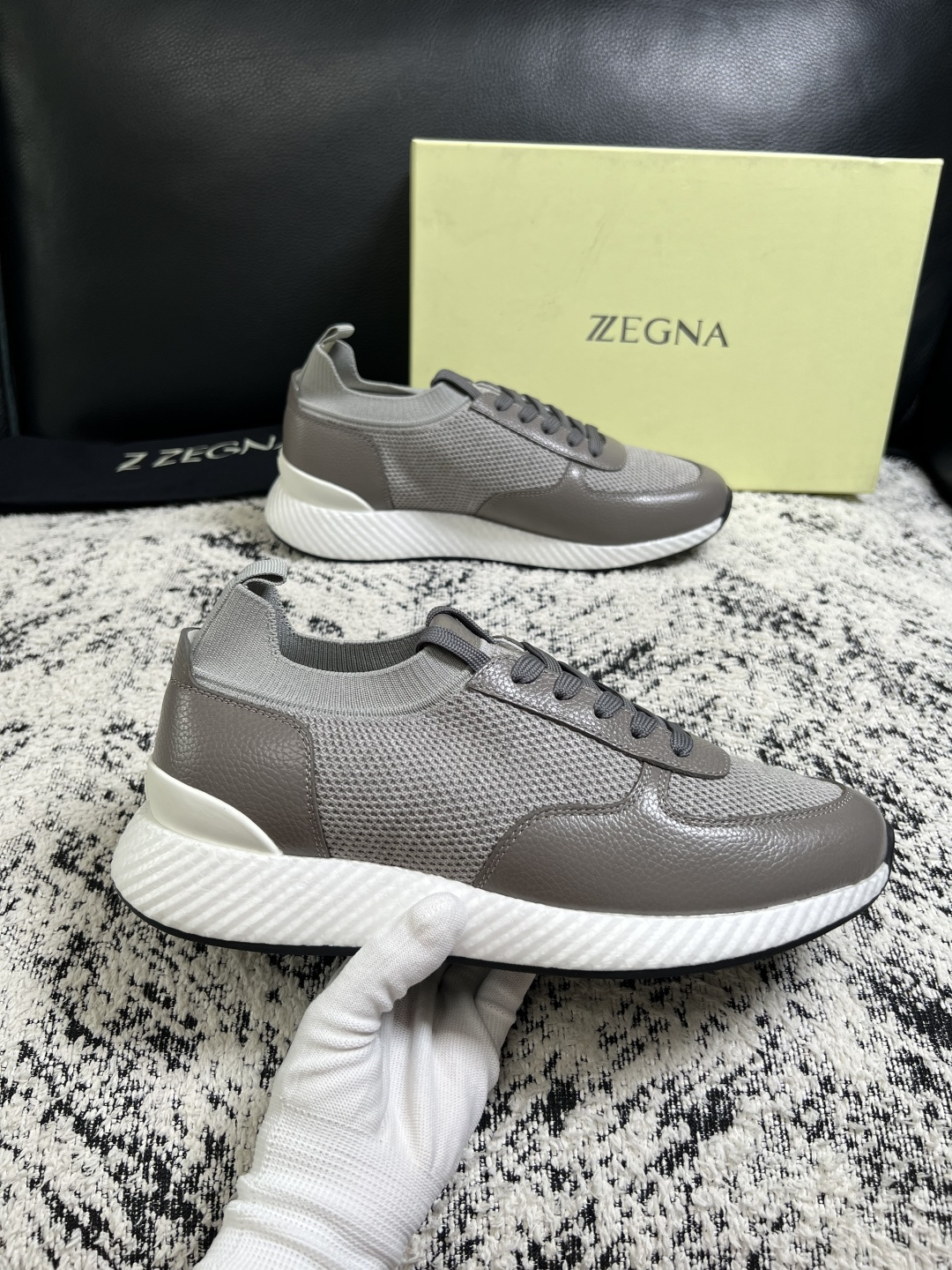 ⚠️只换码不退⚠️   Zegna  高品质  顶级工艺品  杰尼亚  专柜新款原厂配置，意大利进口牛皮面料，进口牛里垫