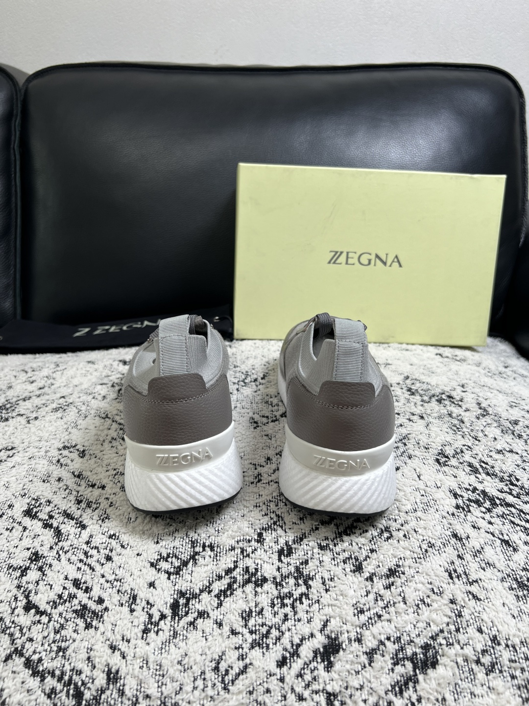 ⚠️只换码不退⚠️   Zegna  高品质  顶级工艺品  杰尼亚  专柜新款原厂配置，意大利进口牛皮面料，进口牛里垫