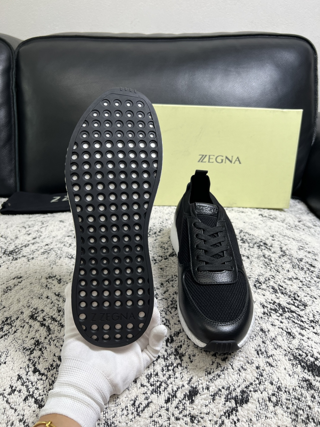 ⚠️只换码不退⚠️   Zegna  高品质  顶级工艺品  杰尼亚  专柜新款原厂配置，意大利进口牛皮面料，进口牛里垫