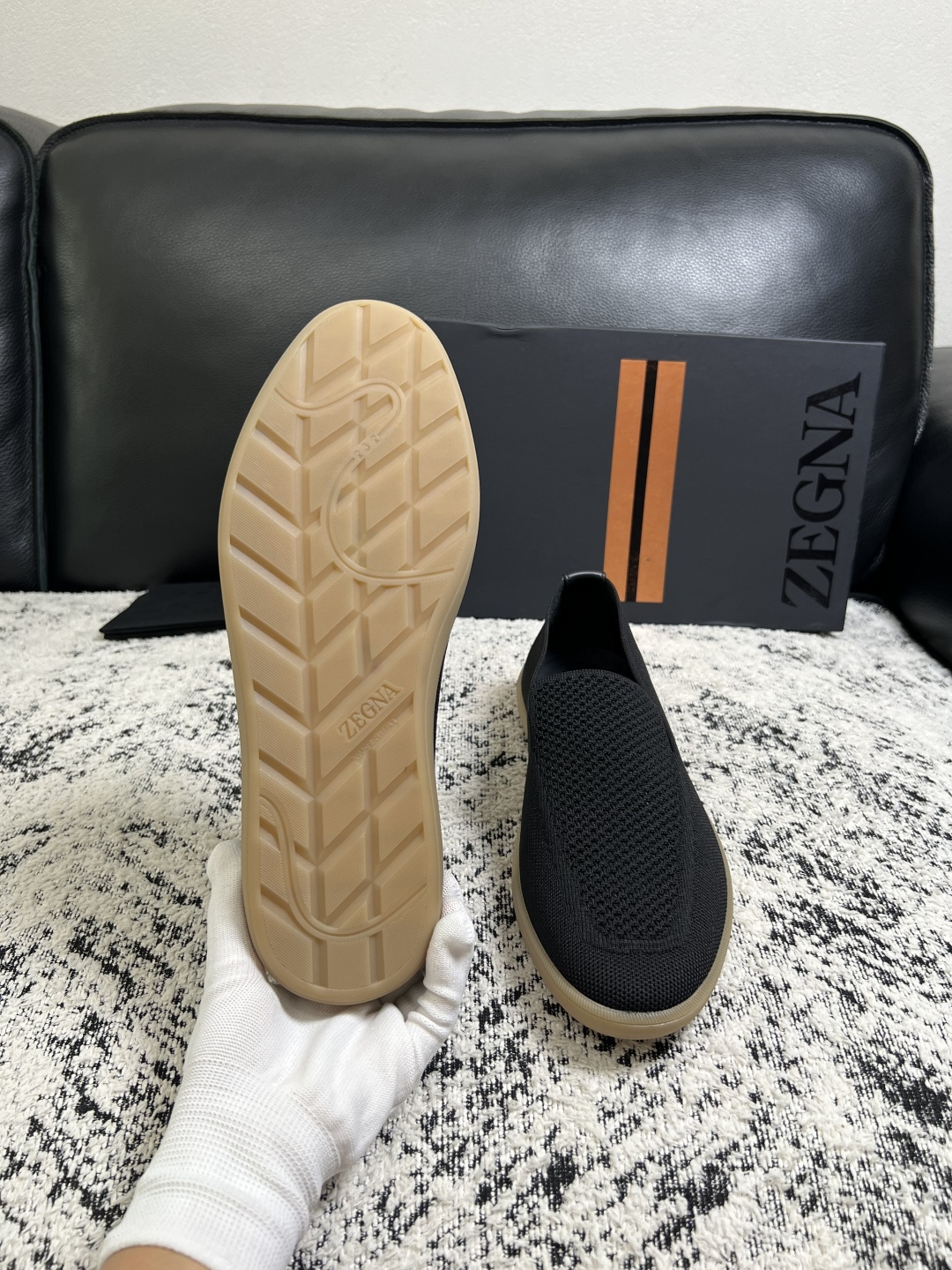 ⚠️只换码不退⚠️   Zegna  高品质  顶级工艺品  杰尼亚  专柜新款原厂配置，意大利进口牛皮面料，进口牛里垫