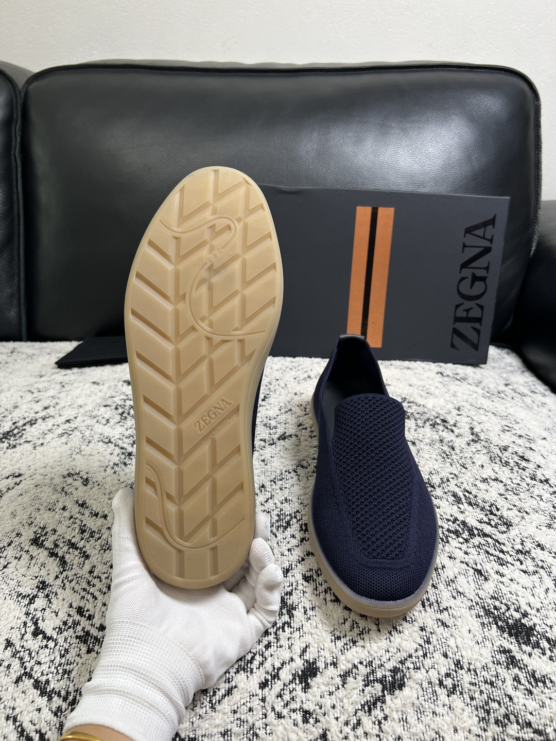 ⚠️只换码不退⚠️   Zegna  高品质  顶级工艺品  杰尼亚  专柜新款原厂配置，意大利进口牛皮面料，进口牛里垫