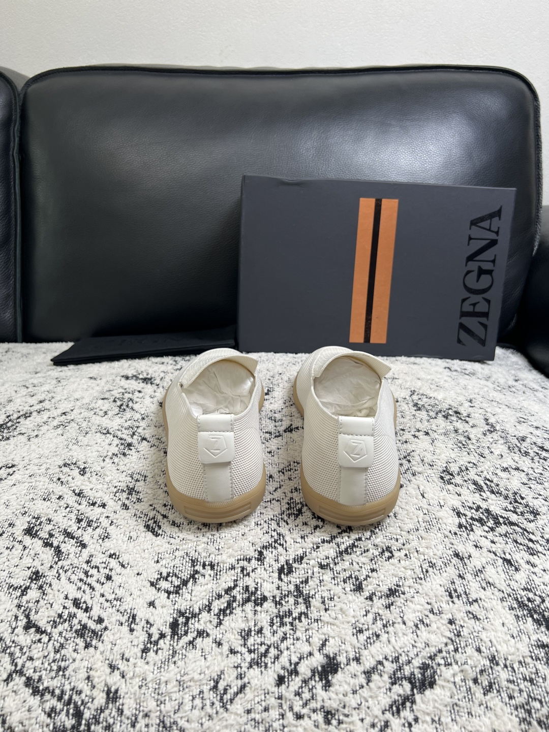 ⚠️只换码不退⚠️   Zegna  高品质  顶级工艺品  杰尼亚  专柜新款原厂配置，意大利进口牛皮面料，进口牛里垫