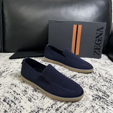 ⚠️只换码不退⚠️ Zegna 高品质 顶级工艺品 杰尼亚 专柜新款原厂配置,意大利进口牛皮面料,进口牛里垫 ⚠️只换码不退⚠️ Zegna 高品质 顶级工艺品 杰尼亚 专柜新款原厂配置,意大利进口牛皮面料,进口牛里垫