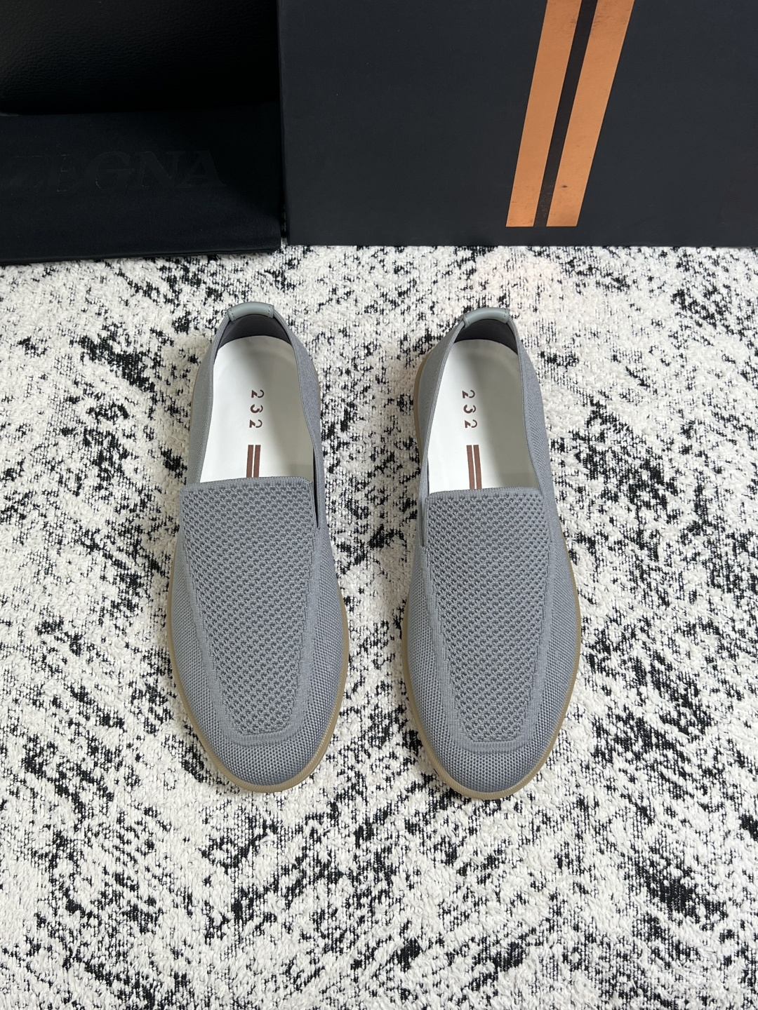 ⚠️只换码不退⚠️   Zegna  高品质  顶级工艺品  杰尼亚  专柜新款原厂配置，意大利进口牛皮面料，进口牛里垫