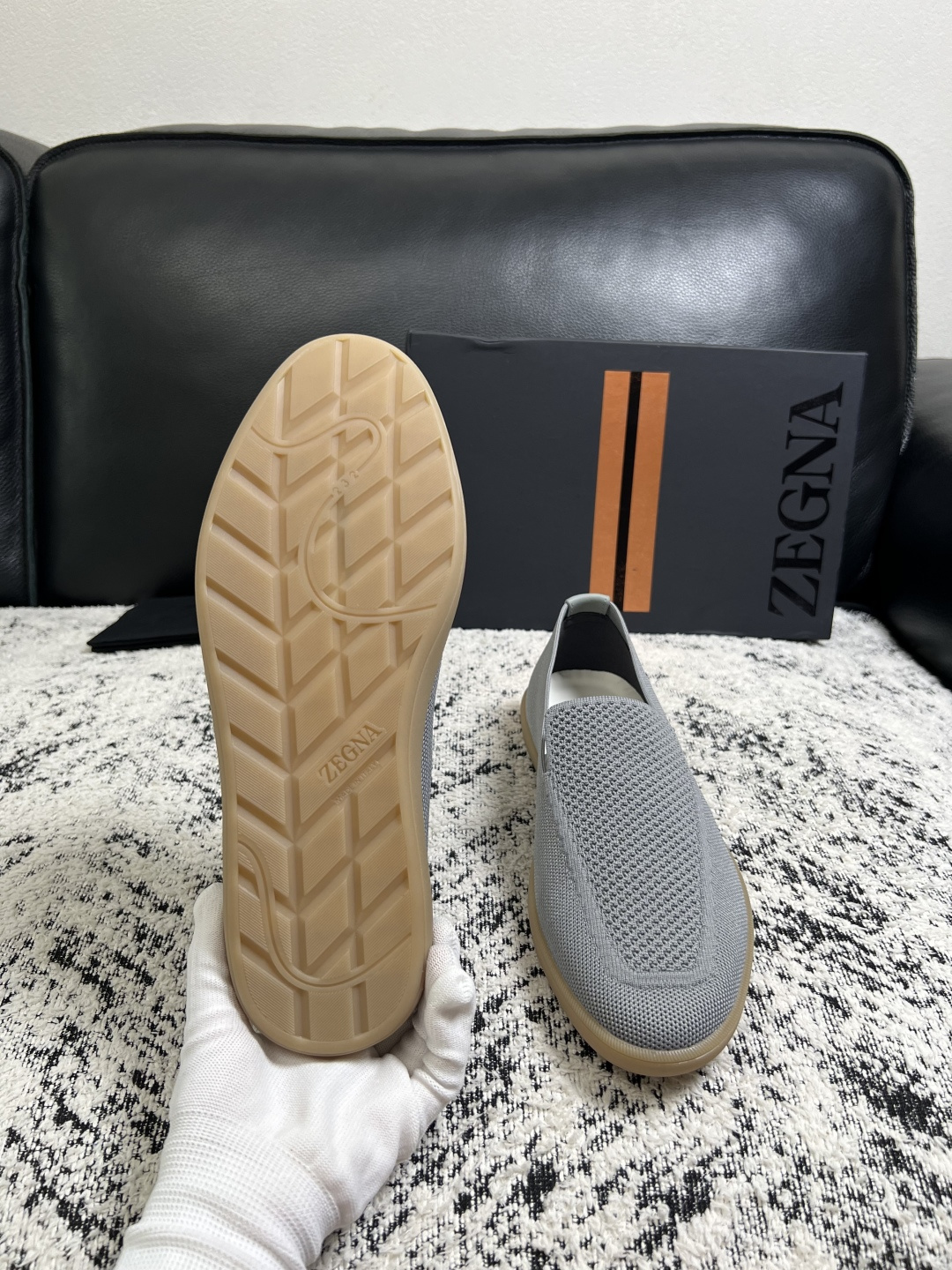 ⚠️只换码不退⚠️   Zegna  高品质  顶级工艺品  杰尼亚  专柜新款原厂配置，意大利进口牛皮面料，进口牛里垫