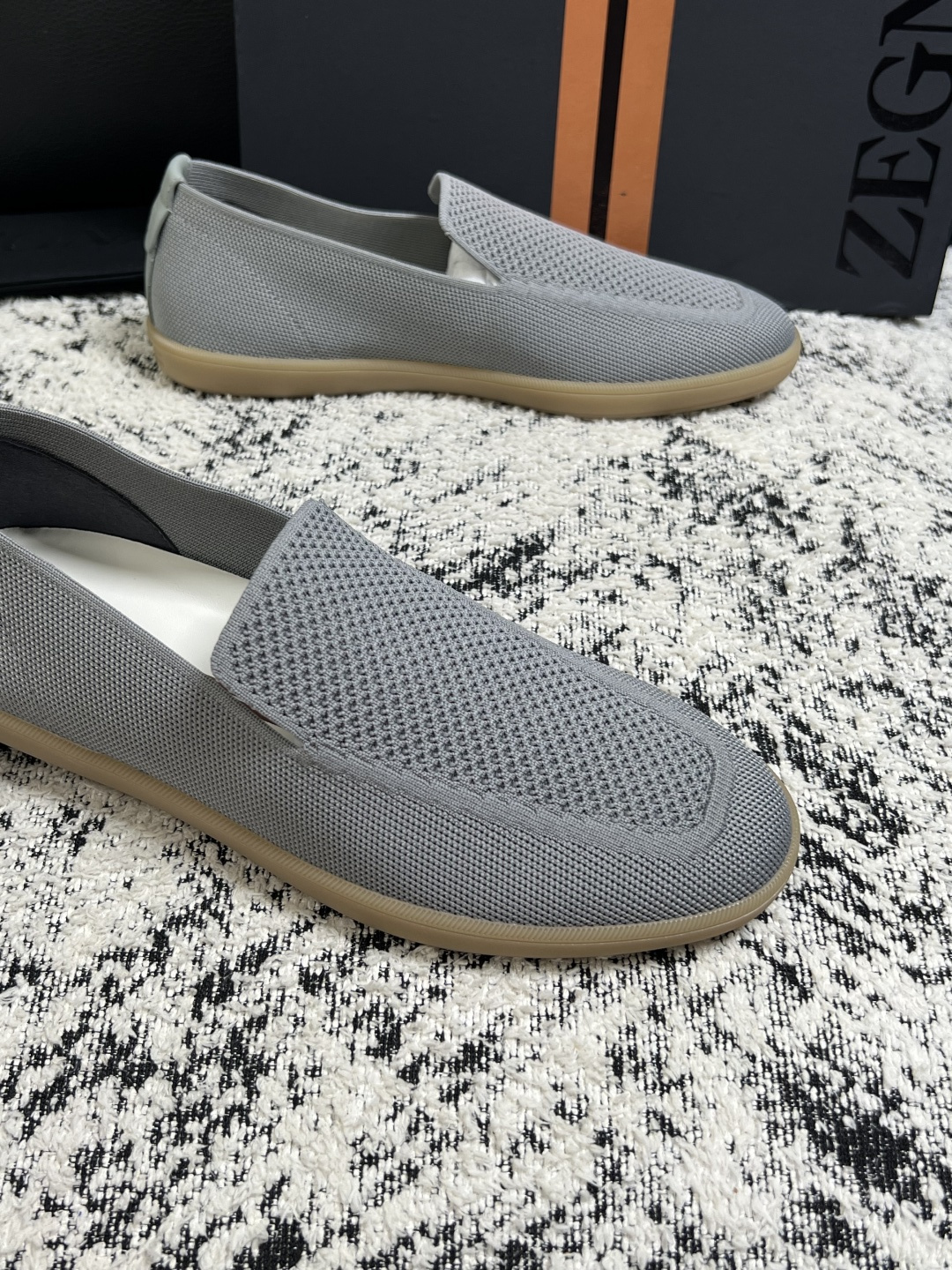 ⚠️只换码不退⚠️   Zegna  高品质  顶级工艺品  杰尼亚  专柜新款原厂配置，意大利进口牛皮面料，进口牛里垫