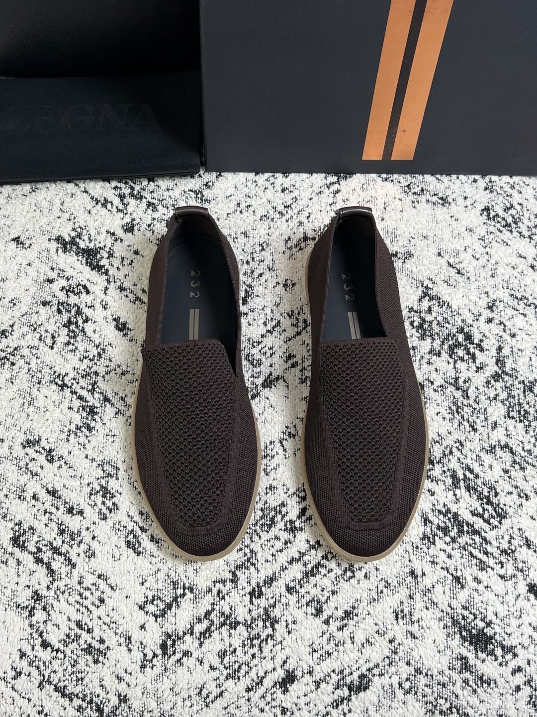 ⚠️只换码不退⚠️   Zegna  高品质  顶级工艺品  杰尼亚  专柜新款原厂配置，意大利进口牛皮面料，进口牛里垫