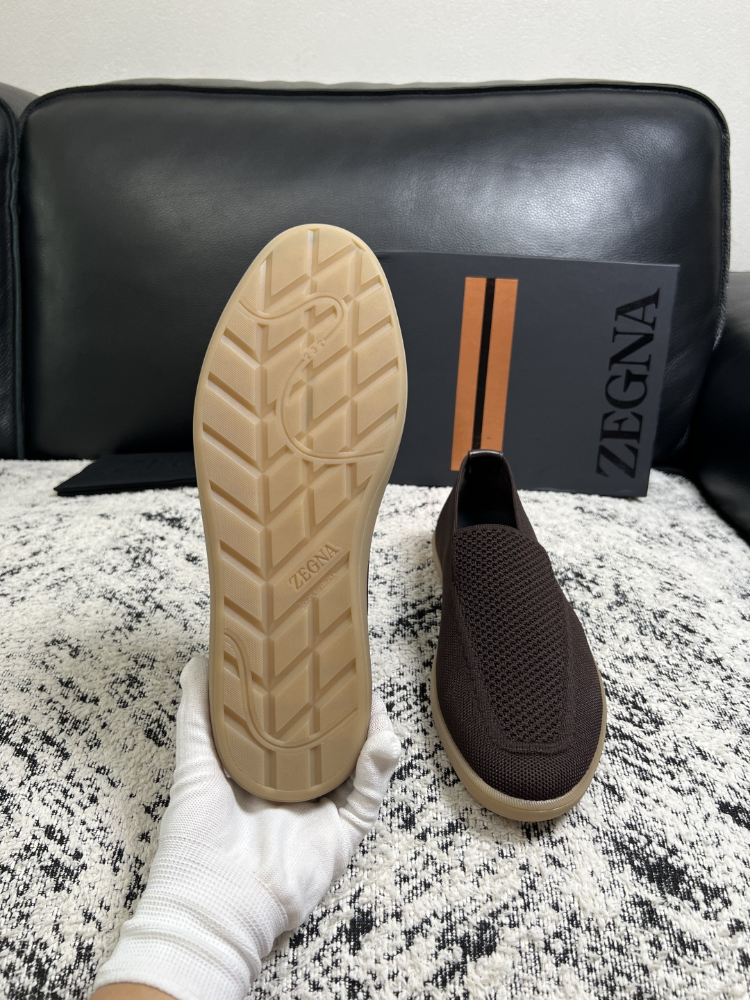 ⚠️只换码不退⚠️   Zegna  高品质  顶级工艺品  杰尼亚  专柜新款原厂配置，意大利进口牛皮面料，进口牛里垫