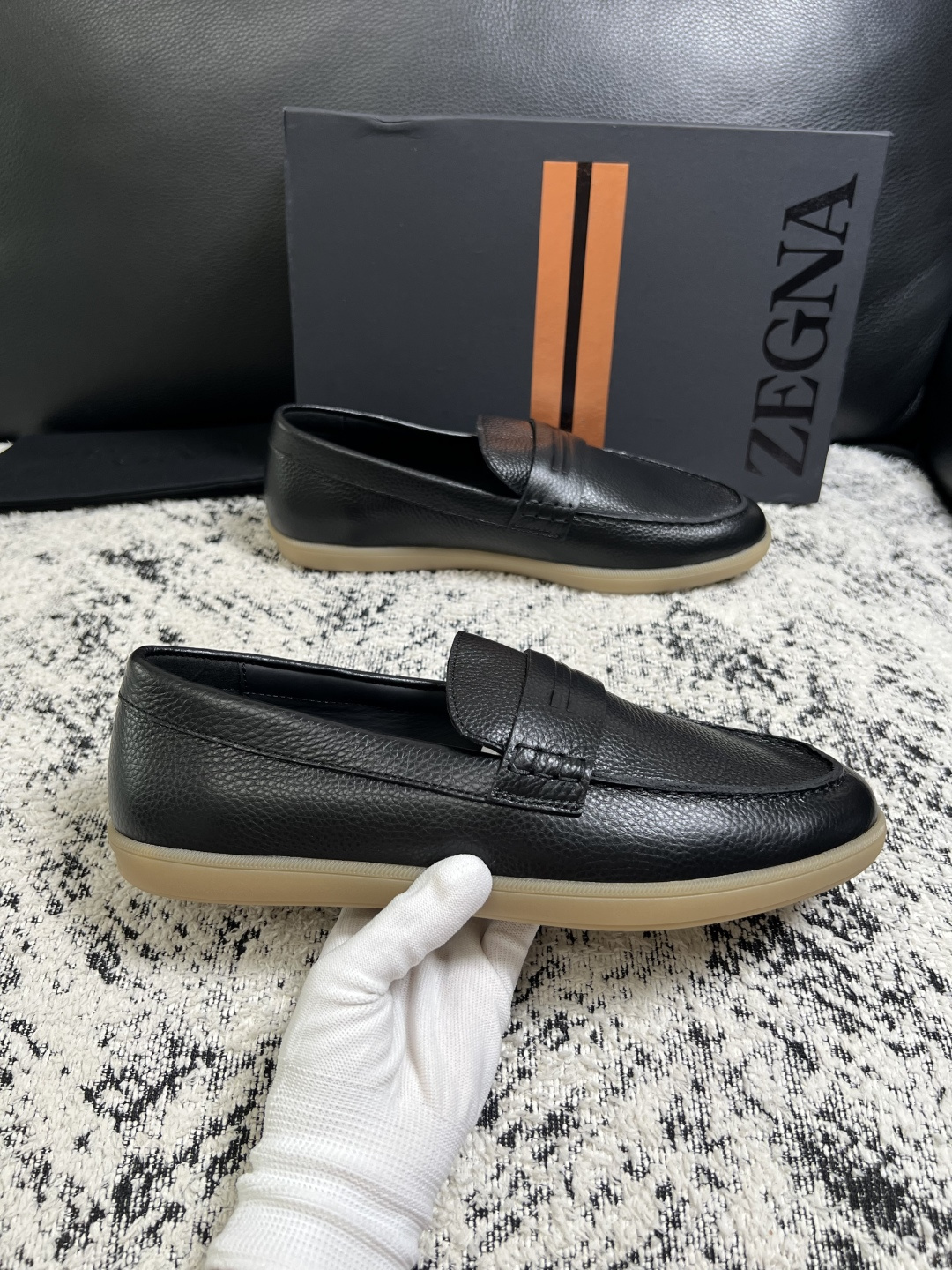 ⚠️只换码不退⚠️   Zegna  高品质  顶级工艺品  杰尼亚  专柜新款原厂配置，意大利进口牛皮面料，进口牛里垫