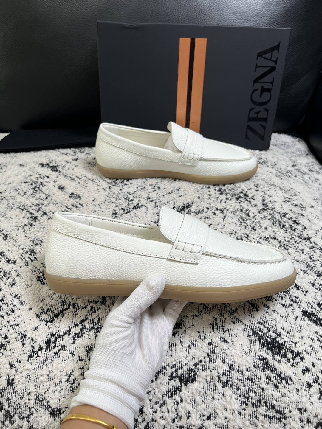 ⚠️只换码不退⚠️   Zegna  高品质  顶级工艺品  杰尼亚  专柜新款原厂配置，意大利进口牛皮面料，进口牛里垫