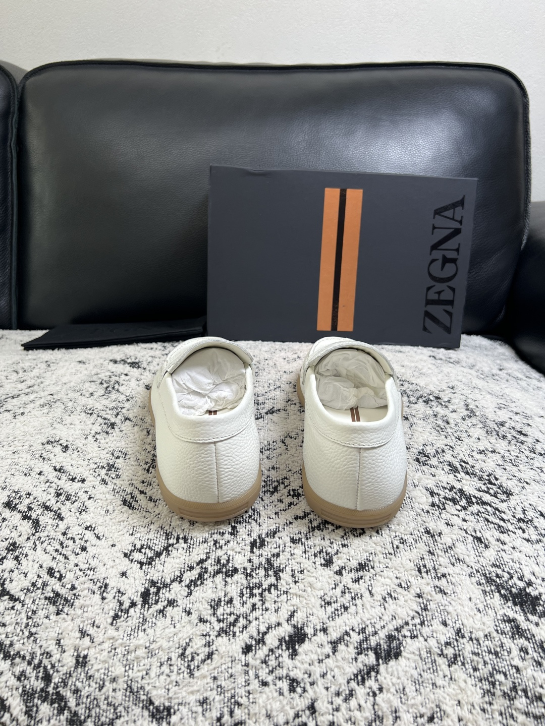 ⚠️只换码不退⚠️   Zegna  高品质  顶级工艺品  杰尼亚  专柜新款原厂配置，意大利进口牛皮面料，进口牛里垫