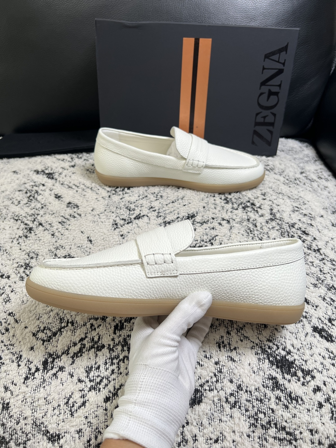 ⚠️只换码不退⚠️   Zegna  高品质  顶级工艺品  杰尼亚  专柜新款原厂配置，意大利进口牛皮面料，进口牛里垫