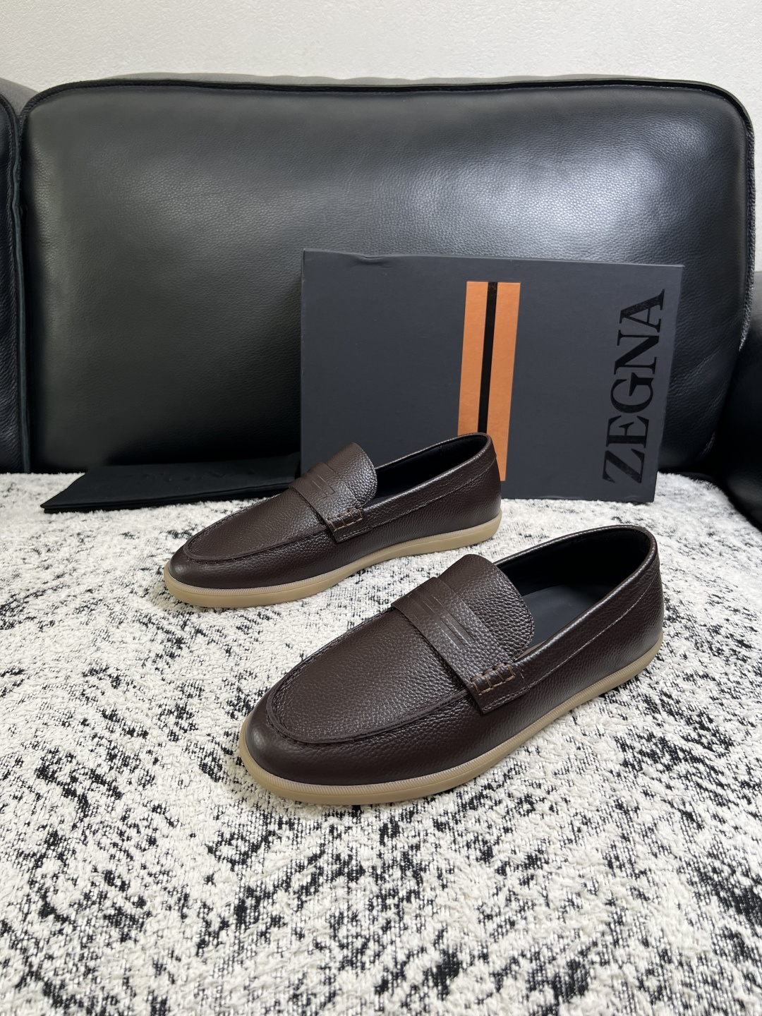 ⚠️只换码不退⚠️   Zegna  高品质  顶级工艺品  杰尼亚  专柜新款原厂配置，意大利进口牛皮面料，进口牛里垫