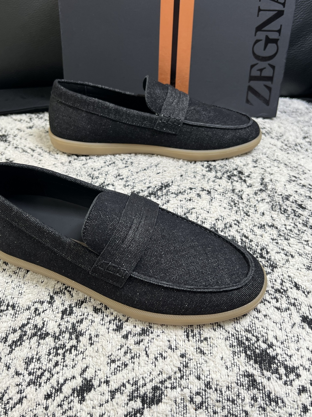 ⚠️只换码不退⚠️   Zegna  高品质  顶级工艺品  杰尼亚  专柜新款原厂配置，意大利进口牛皮面料，进口牛里垫
