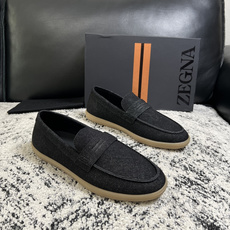 ⚠️只换码不退⚠️ Zegna 高品质 顶级工艺品 杰尼亚 专柜新款原厂配置,意大利进口牛皮面料,进口牛里垫 ⚠️只换码不退⚠️ Zegna 高品质 顶级工艺品 杰尼亚 专柜新款原厂配置,意大利进口牛皮面料,进口牛里垫