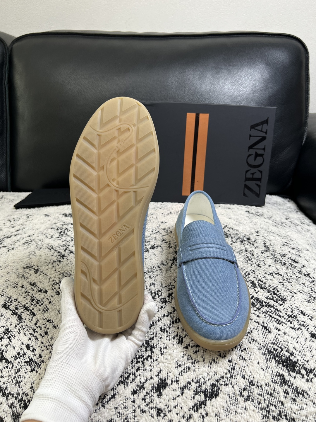 ⚠️只换码不退⚠️   Zegna  高品质  顶级工艺品  杰尼亚  专柜新款原厂配置，意大利进口牛皮面料，进口牛里垫