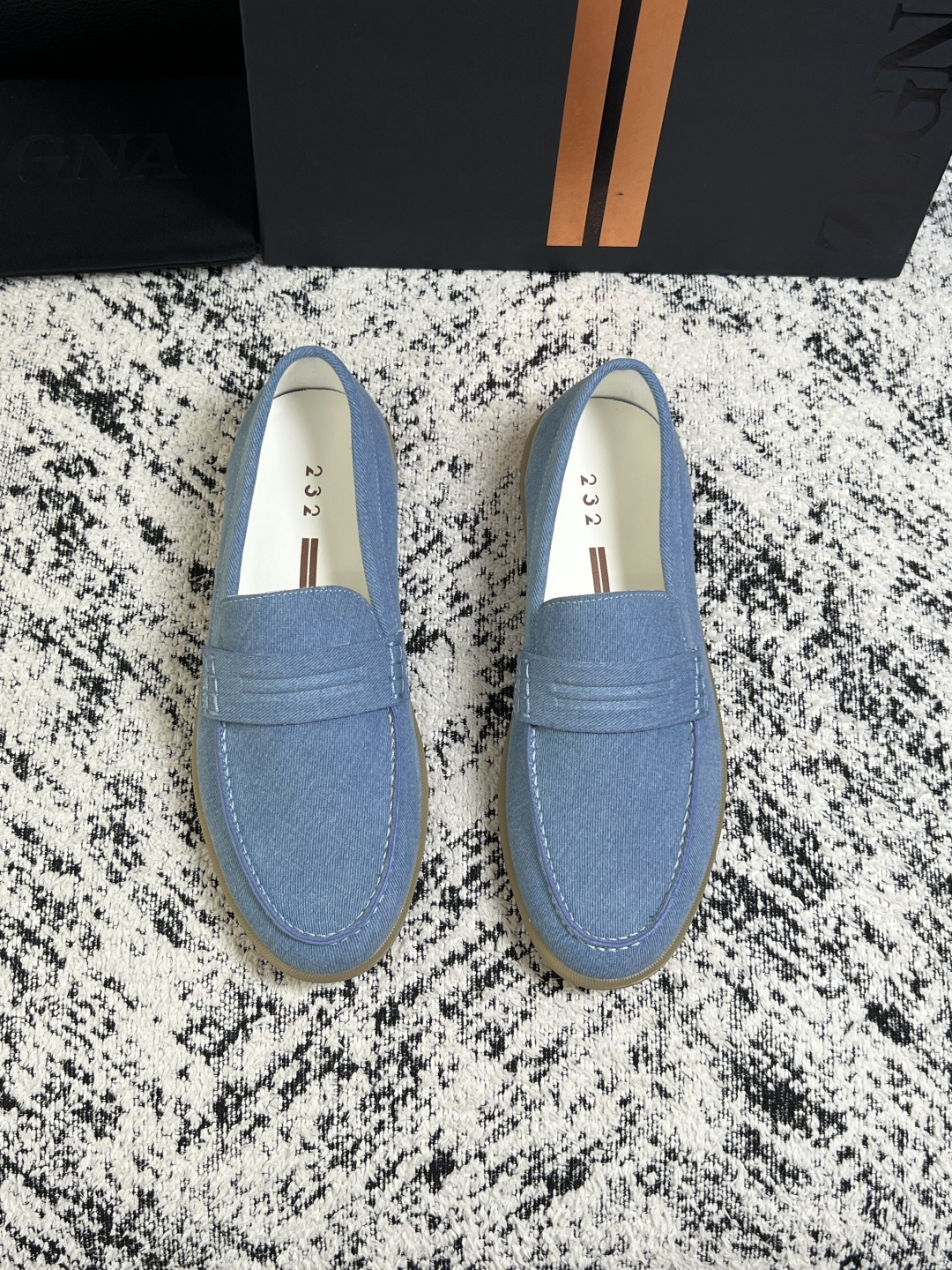 ⚠️只换码不退⚠️   Zegna  高品质  顶级工艺品  杰尼亚  专柜新款原厂配置，意大利进口牛皮面料，进口牛里垫