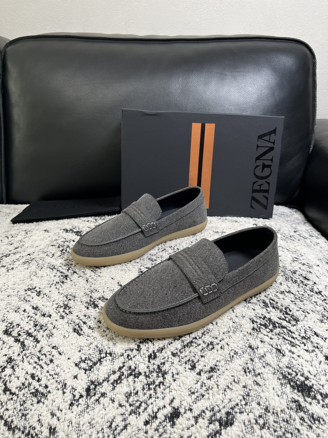 ⚠️只换码不退⚠️   Zegna  高品质  顶级工艺品  杰尼亚  专柜新款原厂配置，意大利进口牛皮面料，进口牛里垫