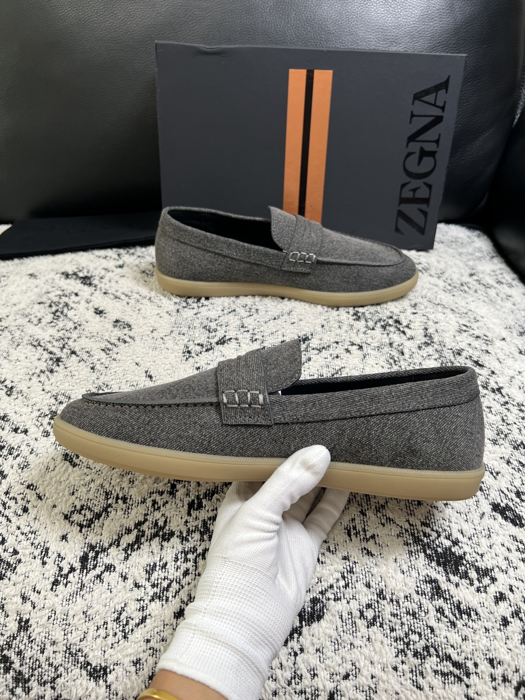⚠️只换码不退⚠️   Zegna  高品质  顶级工艺品  杰尼亚  专柜新款原厂配置，意大利进口牛皮面料，进口牛里垫