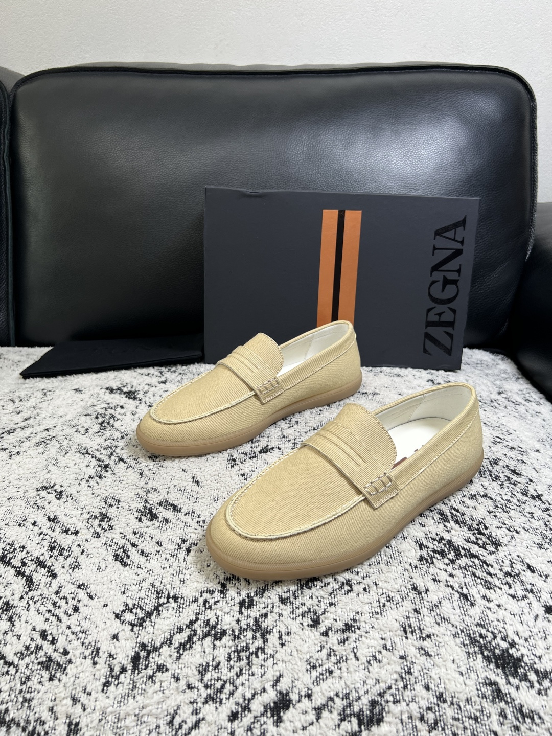 ⚠️只换码不退⚠️   Zegna  高品质  顶级工艺品  杰尼亚  专柜新款原厂配置，意大利进口牛皮面料，进口牛里垫