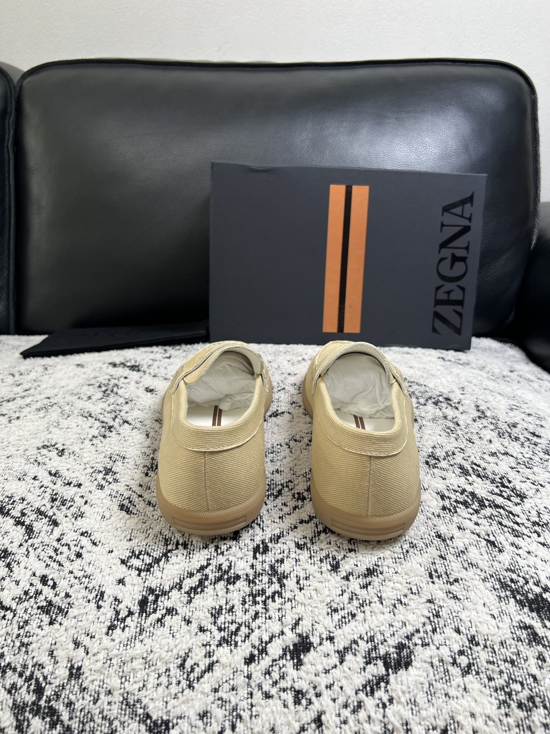 ⚠️只换码不退⚠️   Zegna  高品质  顶级工艺品  杰尼亚  专柜新款原厂配置，意大利进口牛皮面料，进口牛里垫