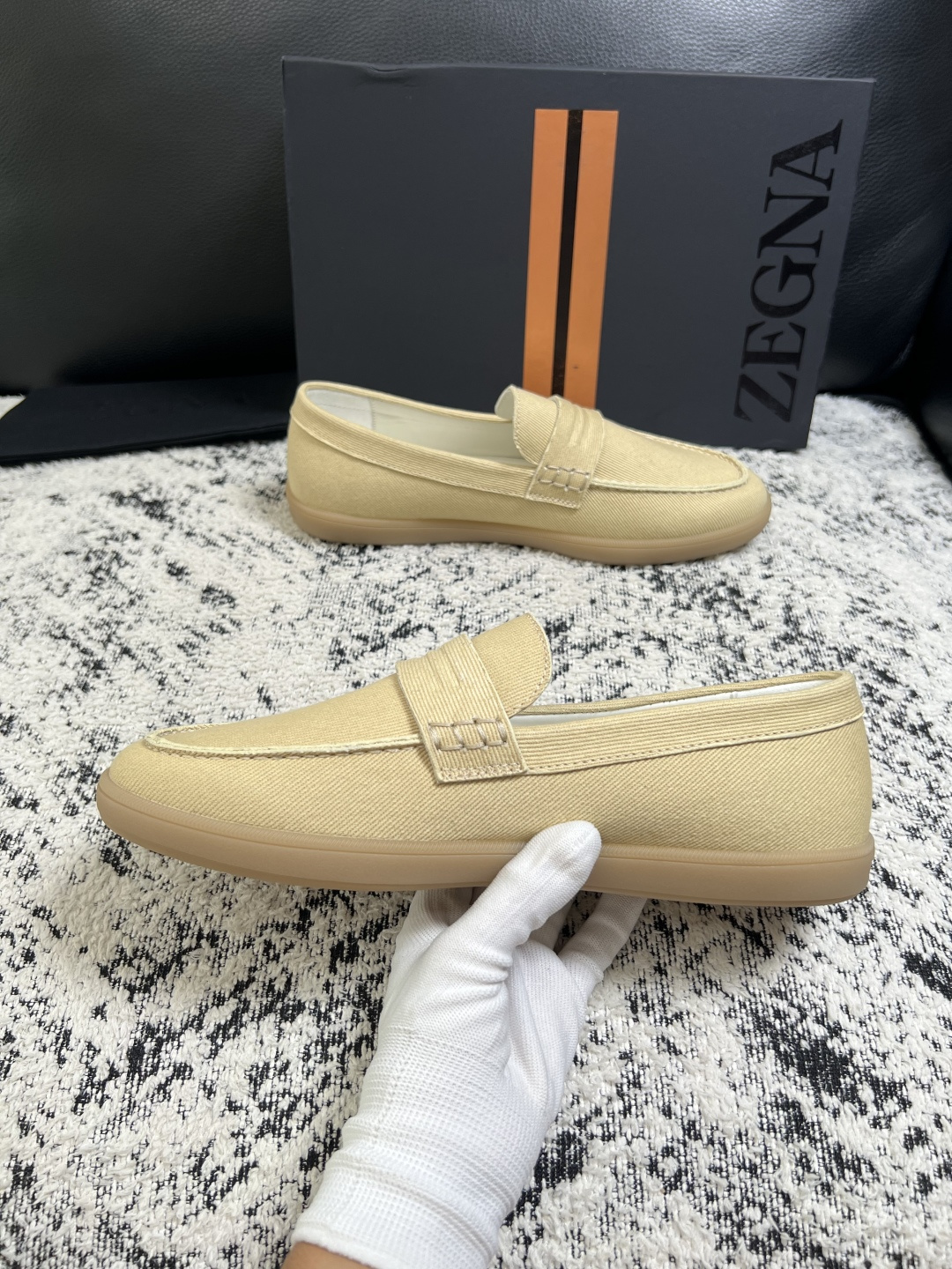 ⚠️只换码不退⚠️   Zegna  高品质  顶级工艺品  杰尼亚  专柜新款原厂配置，意大利进口牛皮面料，进口牛里垫